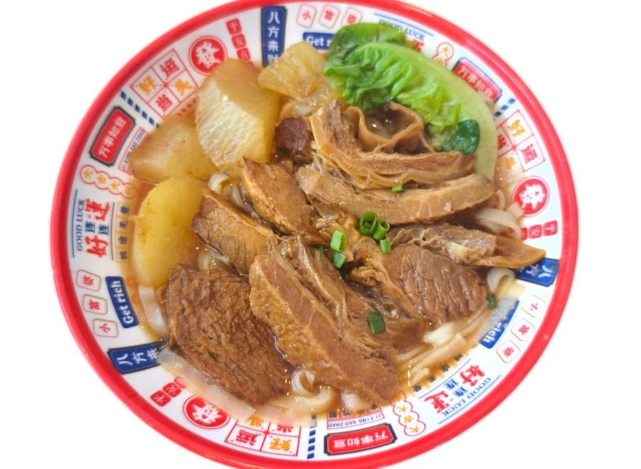 HK white radish beef belly noodle